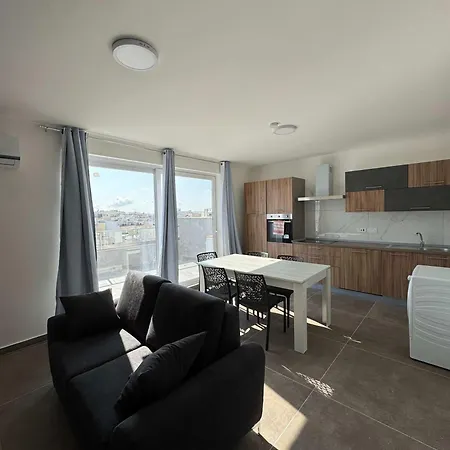 Penthouse Bliss Bright Stylish - By Hostmt *