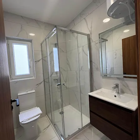 Penthouse Bliss Bright Stylish - By Hostmt Lejlighed *