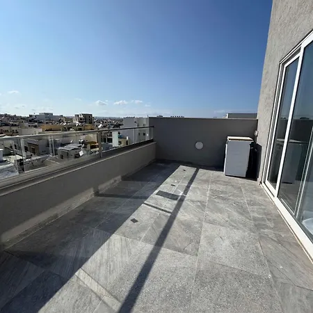 Lejlighed Penthouse Bliss Bright Stylish - By Hostmt Ta' Penza