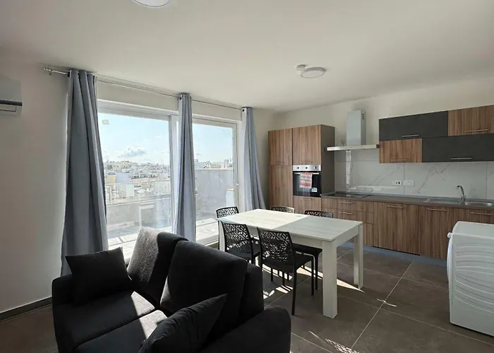 Penthouse Bliss Bright Stylish - By Hostmt *